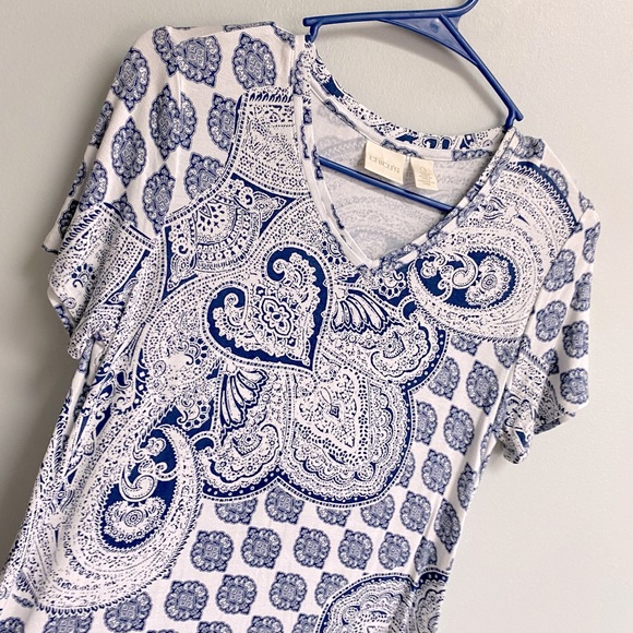 CHICO'S TOP - SMALL - Picture 3 of 9